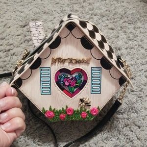 Betsey Johnson birdhouse crossbody bag